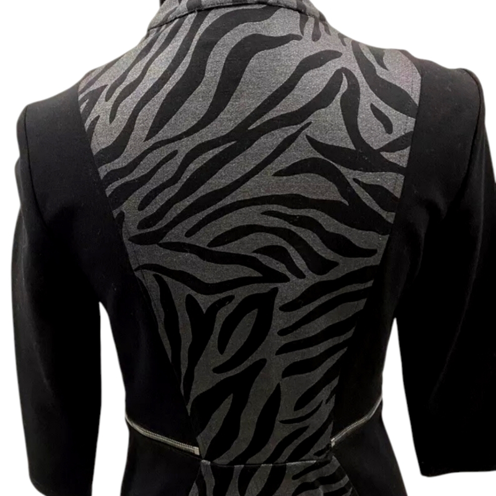 JOSEPH RIPKOFF 3/4 sleeve zip up high collar zebra print with zippered sides - Picture 6 of 7